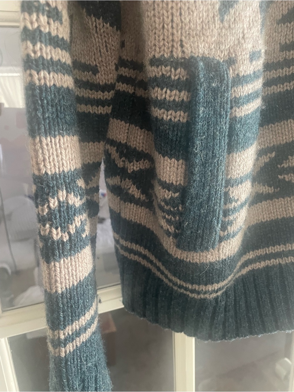 Pendleton Green and Cream Wool Knit Sweater Label Detail - Picture 2 of 4